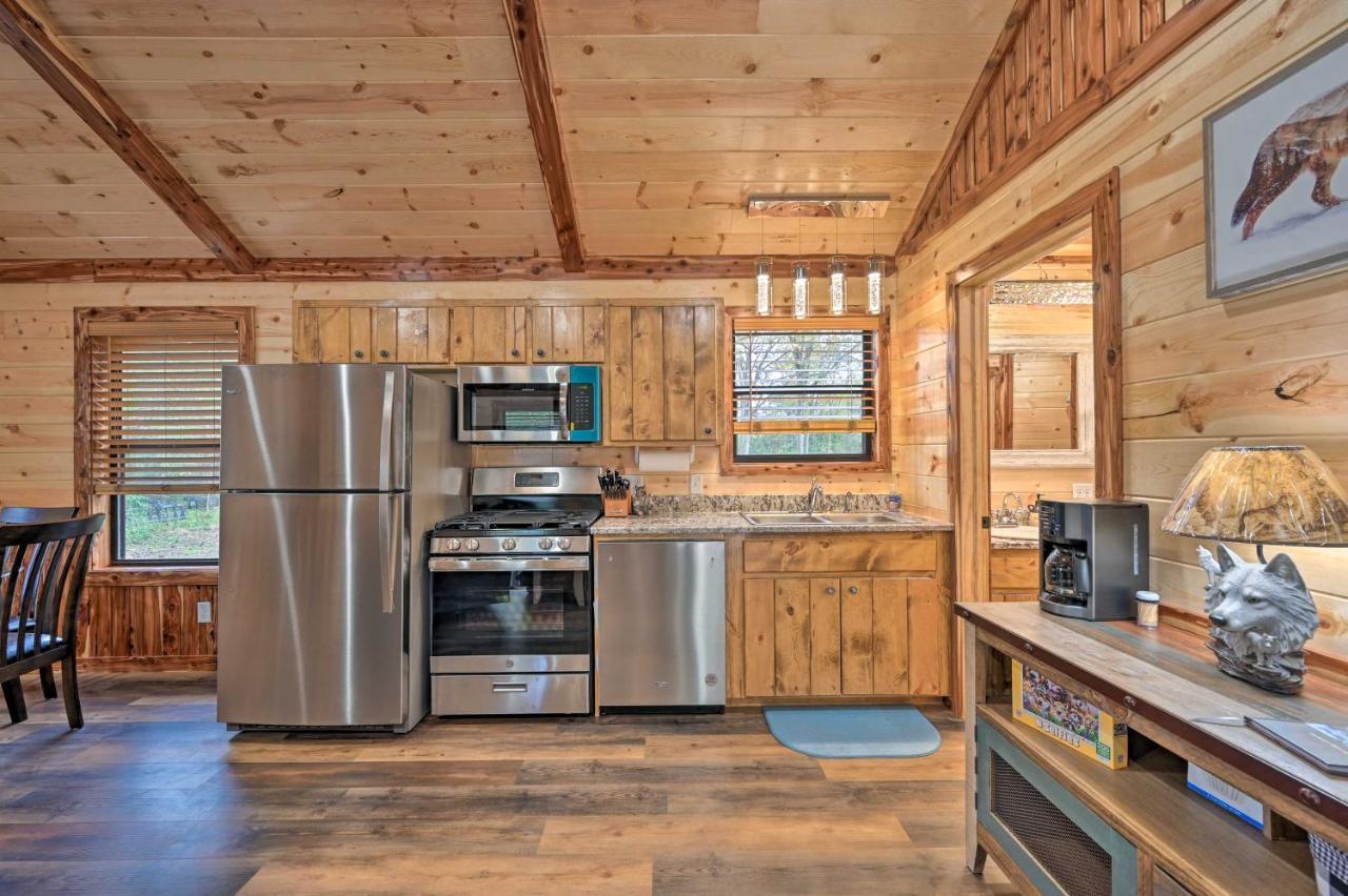 Cozy Cabin, Walk To The Lukfata Creek! Ferienhaus Broken Bow